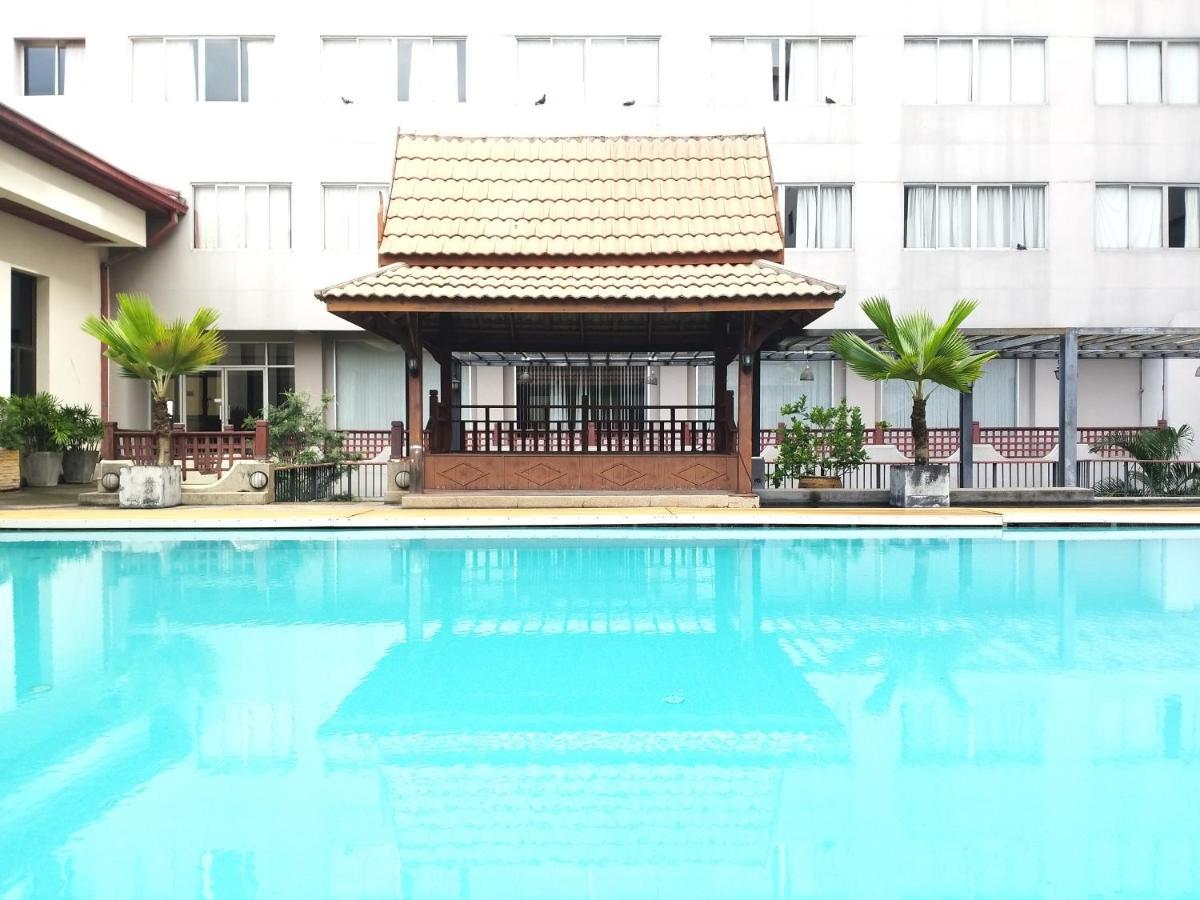 Songphanburi Hotel Suphanburi Exterior foto