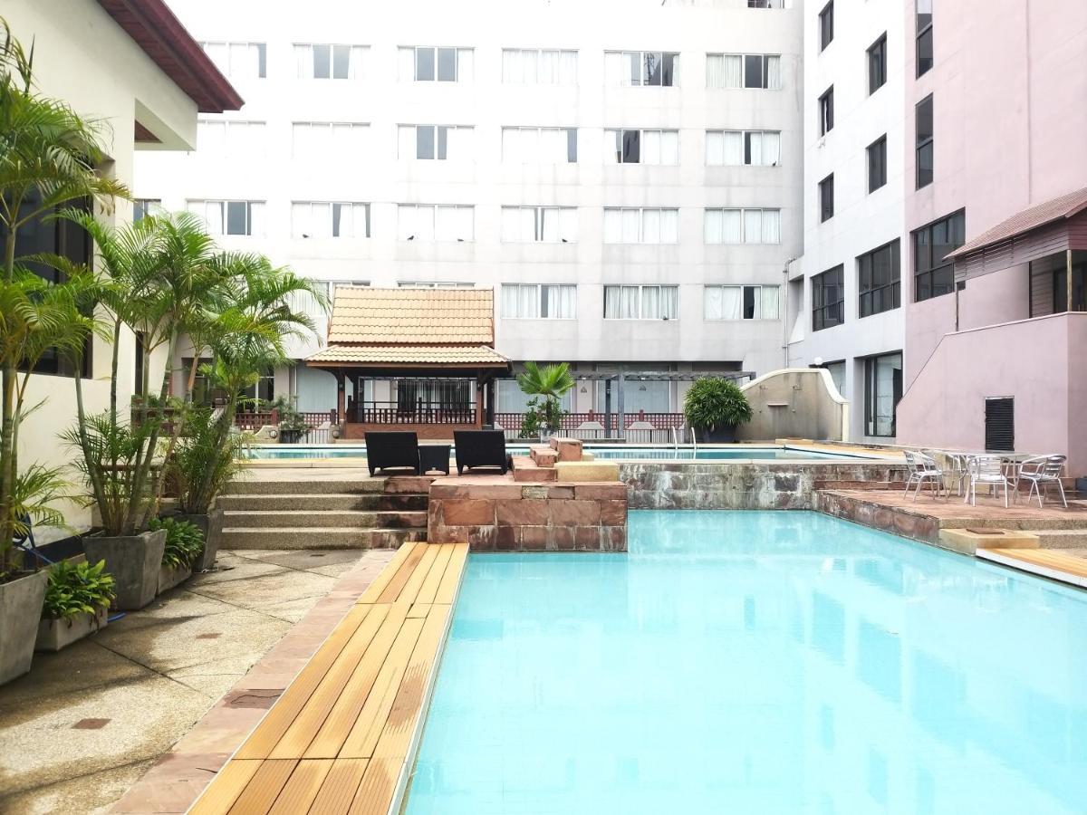 Songphanburi Hotel Suphanburi Exterior foto